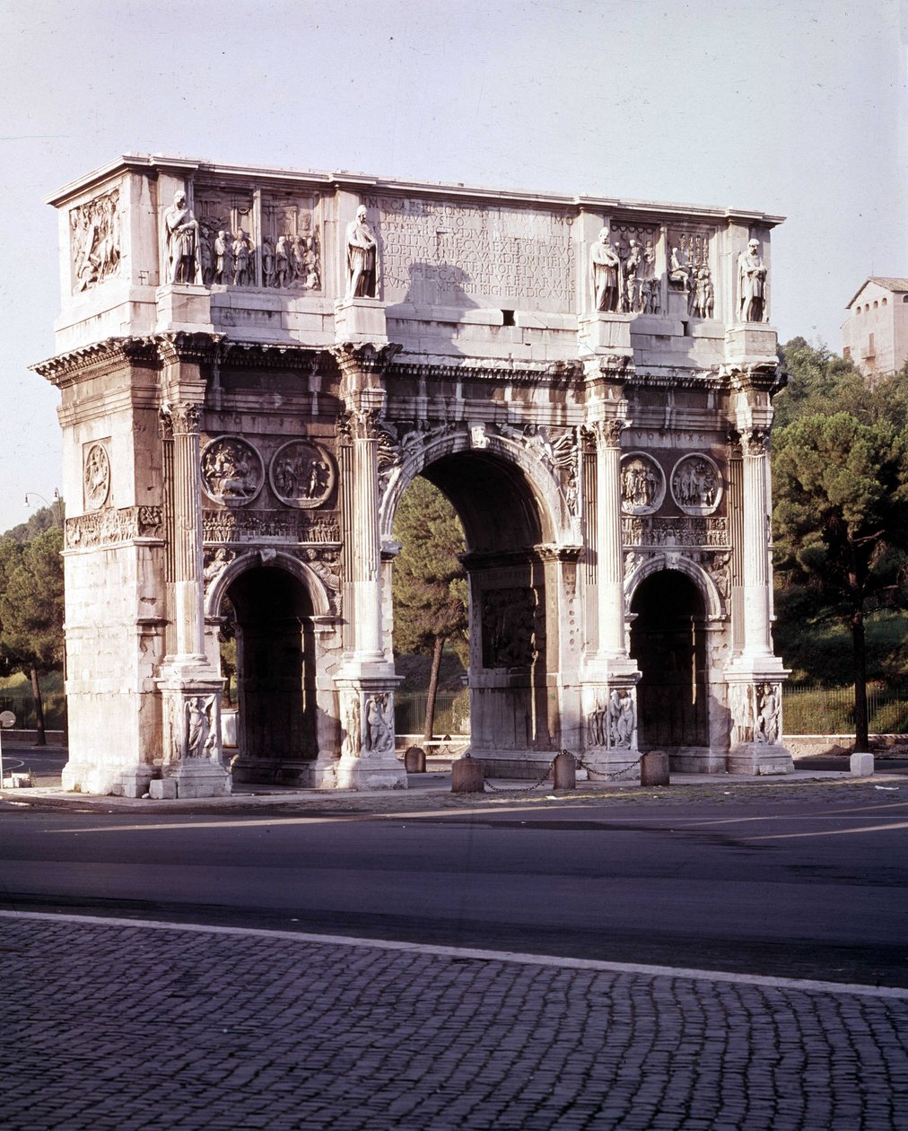 O Arco de Constantino em Roma de Roman