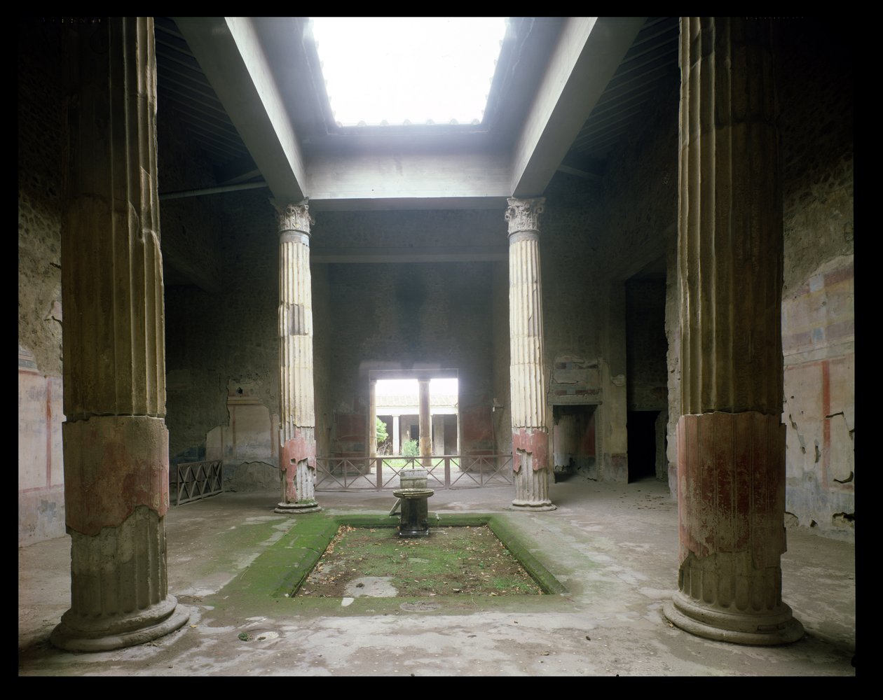 O impluvium na Casa do Casamento de Prata de Roman