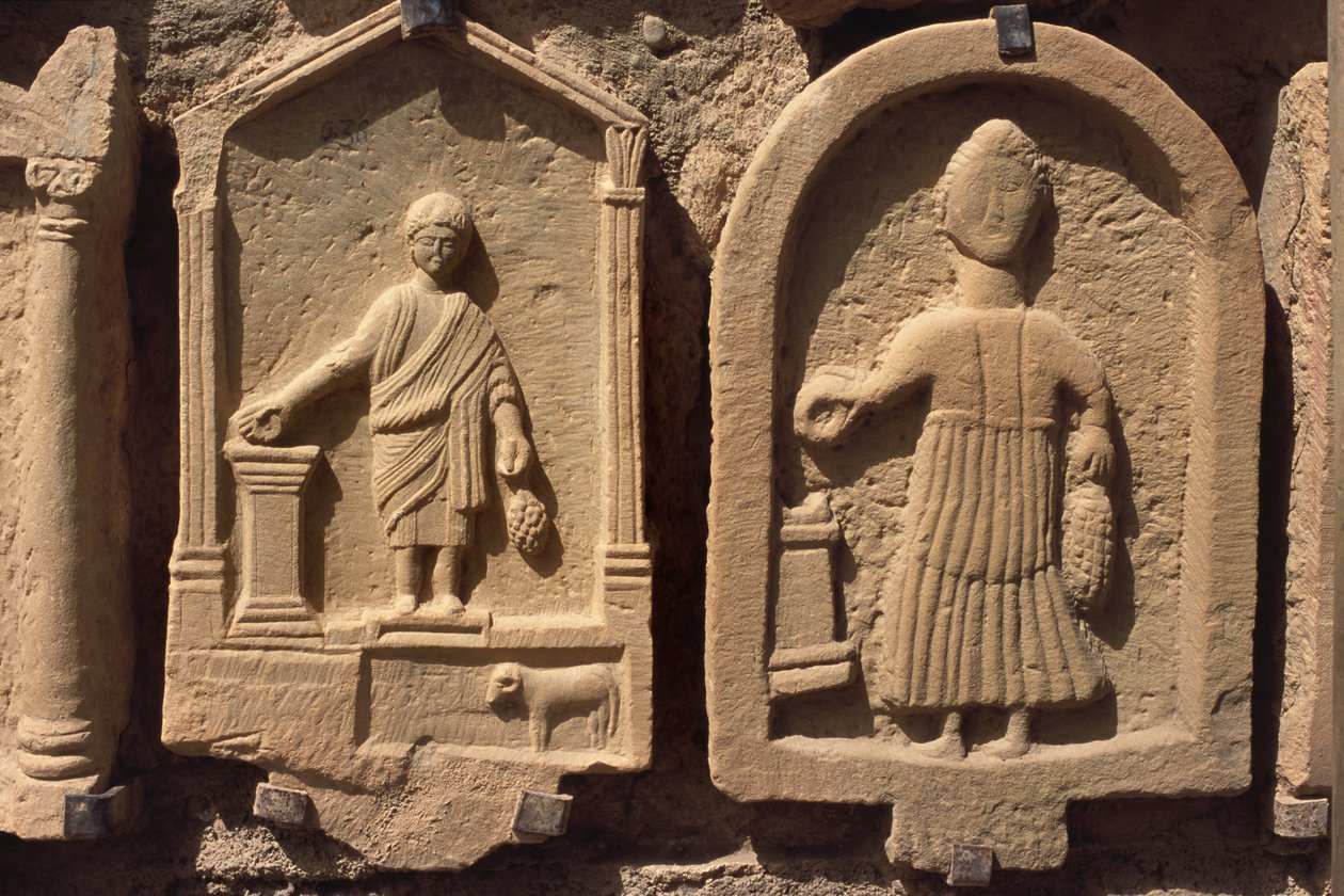 Stelae representando figuras humanas de Roman Republican Period