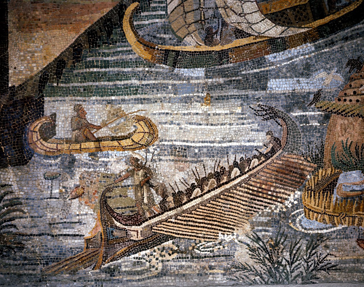 Uma bireme romana (uma espécie de galere tem duas filas) Detalhe de um mosaico em Palestrina. de Roman Roman