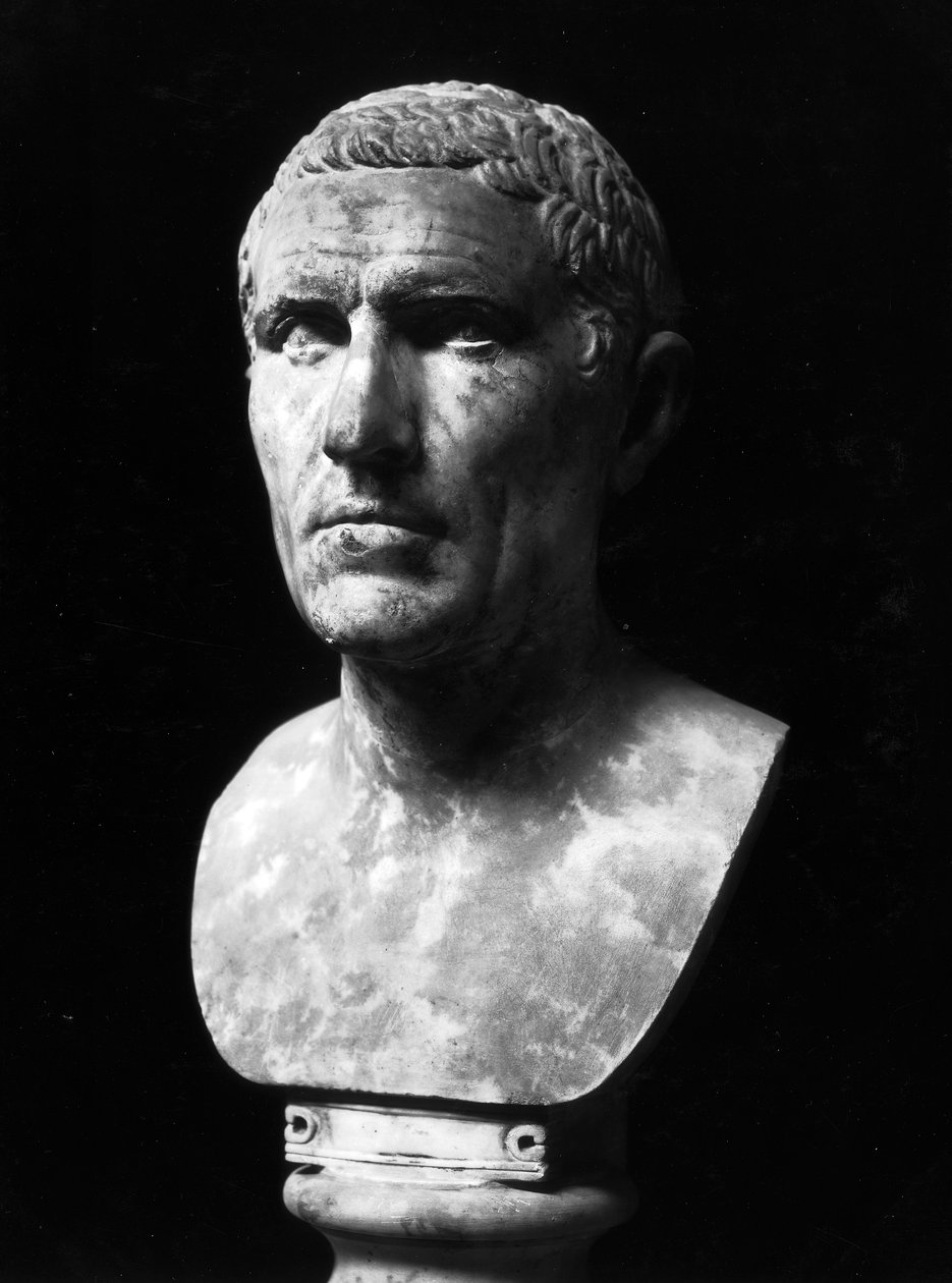 Busto de Marcelo Cláudio Marcelo (c.268-208BC) (mármore) de Roman Roman