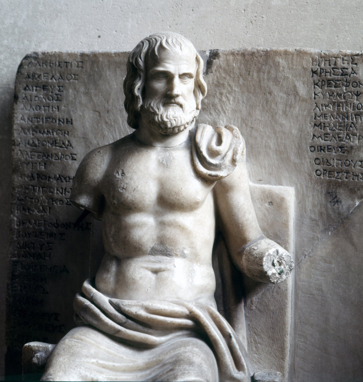 Eurípides, poetisa grega trágica. (Mármore imperial romano) Museu do Louvre, Paris. de Roman Roman