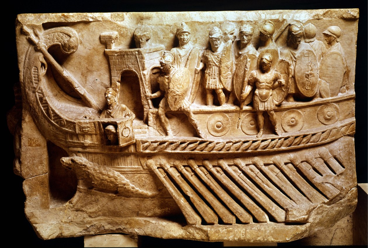 Relevo romano baixo, representando um birem. Um crocodilo pode ser visto por baixo da proa. Vaticano, città del Vaticano, monumenti, musei e gallerie pontefici. de Roman Roman