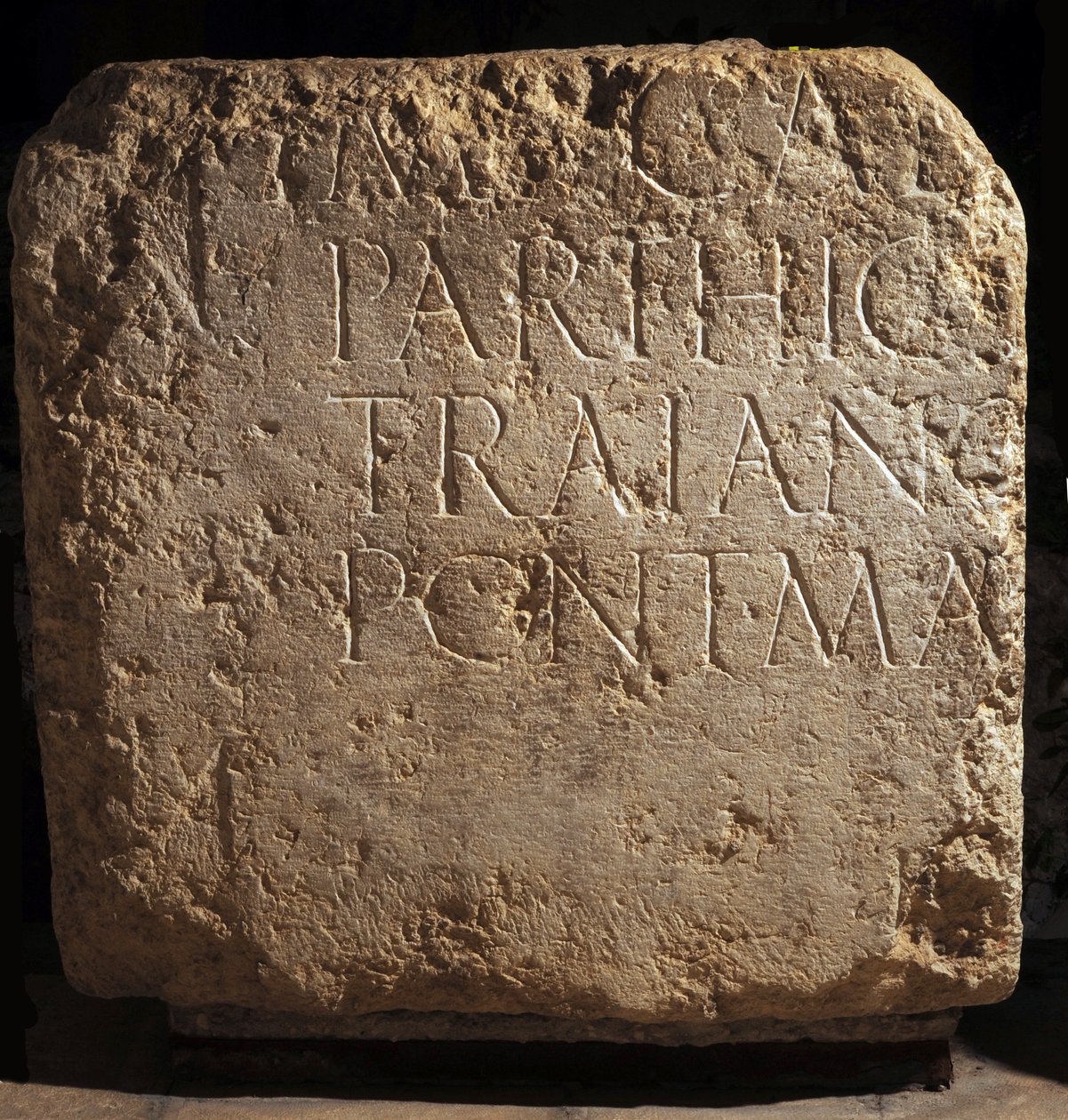 Parte de uma inscrição Hadrianic maior, século II d.C. (pedra) de Roman Roman