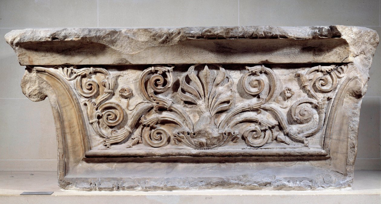 Capital do Pilaster. Arquitectura do Império Romano. Paris, Musee Du Louvre de Roman Roman