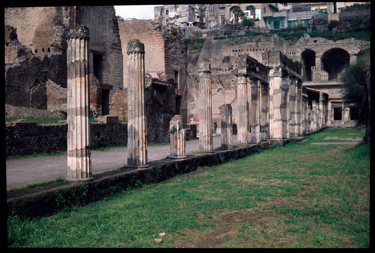 Pórtico de Palestra, século V a.C.-1 d.C. de Roman Roman