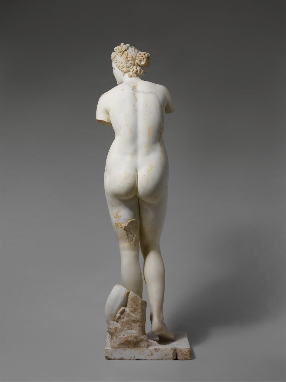Estátua de Afrodite de Roman Roman