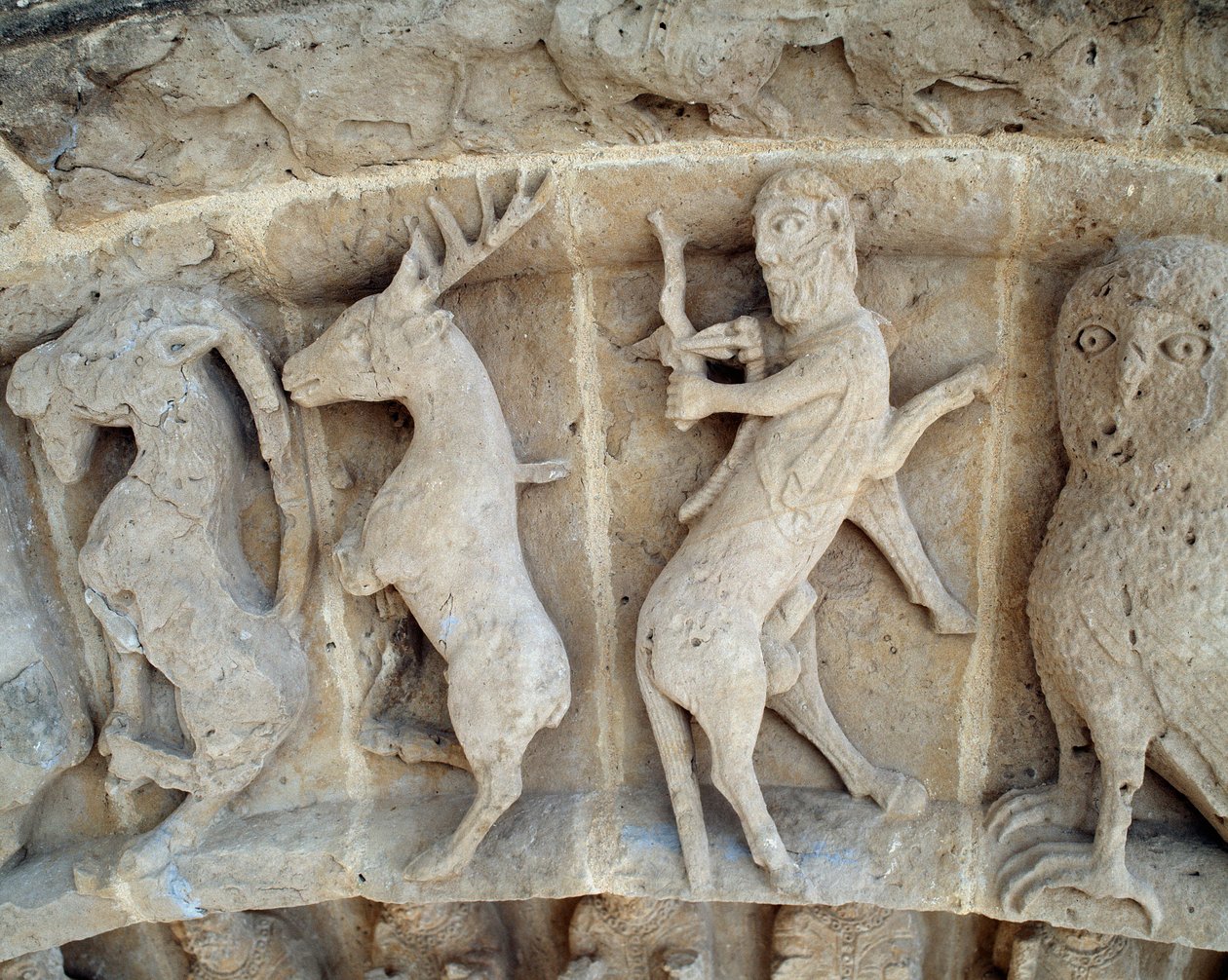 Um Sagitário. Detalhe das esculturas do portal sul de Romanesque