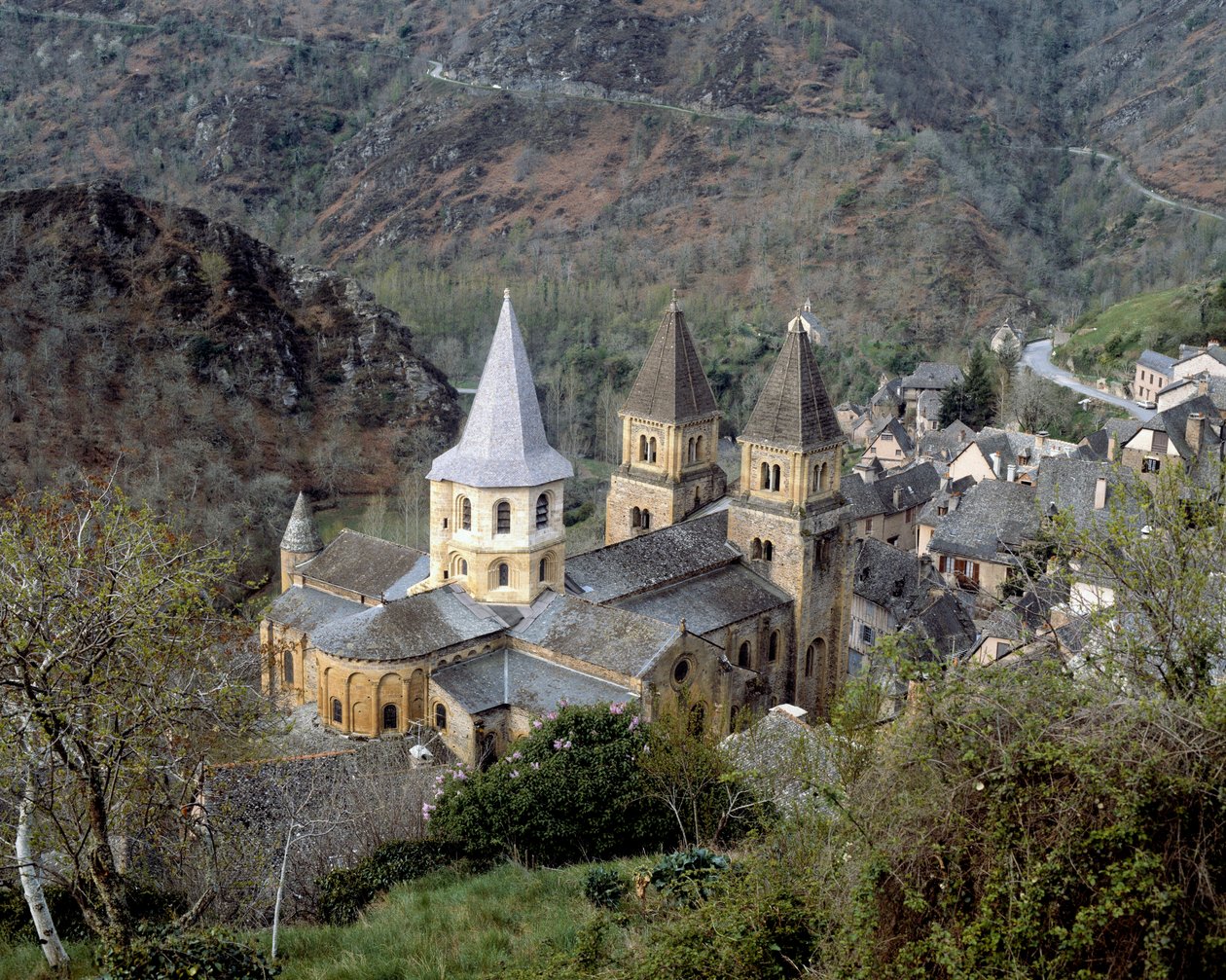 Vista aérea da abadia de Romanesque