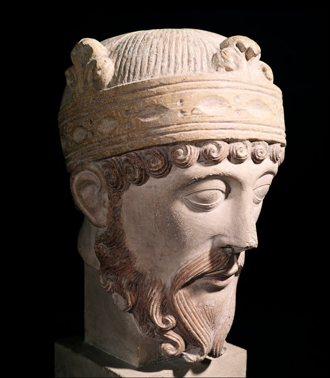 Retrato do rei carolíngio de West Francia Lothair (escultura em pedra de Romanesque
