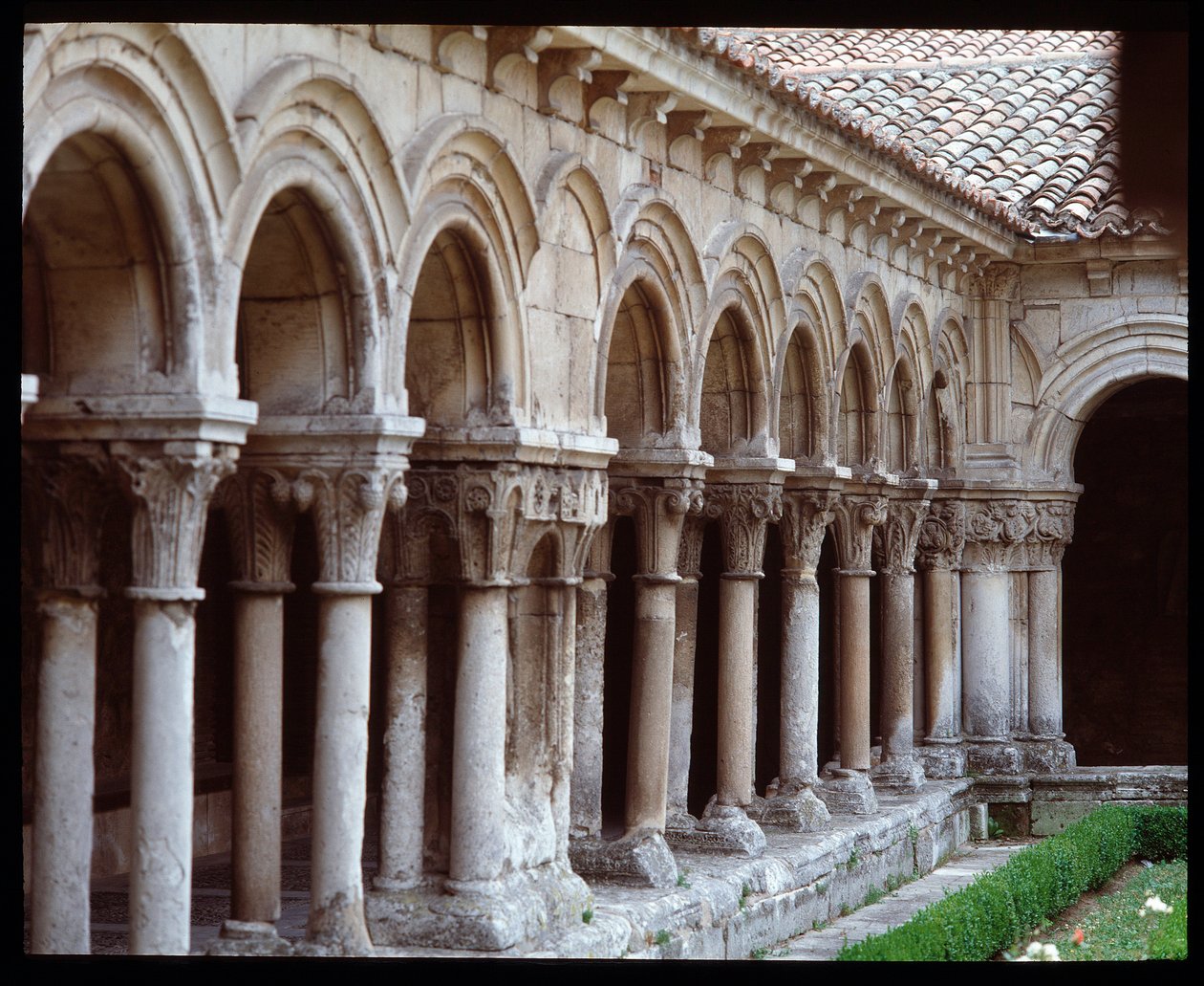 Vista do claustro do Mosteiro Real de Las Huelgas de Burgos de Romanesque