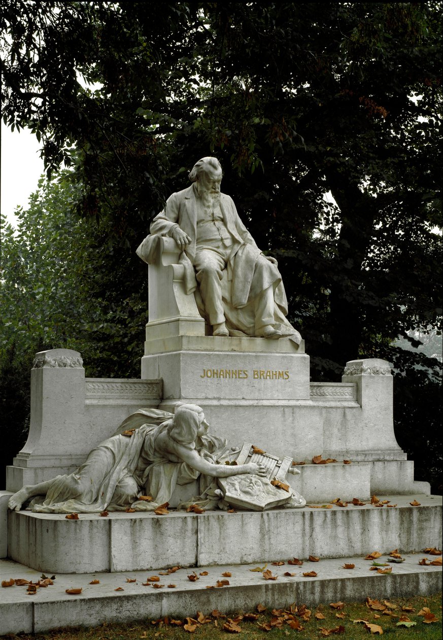 Monumento em homenagem ao compositor alemão Johannes Brahms (1833-1897), dirigido por Rudolf von Weyr (1847-1914). Ressel Park, Viena Áustria de Rudolf von Weyr
