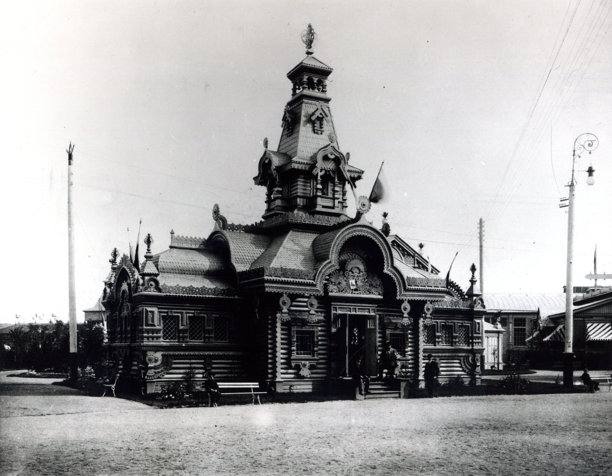 Pavilhão na Exposição Pan-Russa de Indústria e Arte, Nizhny Novgorod, 1896 de Russian Photographer