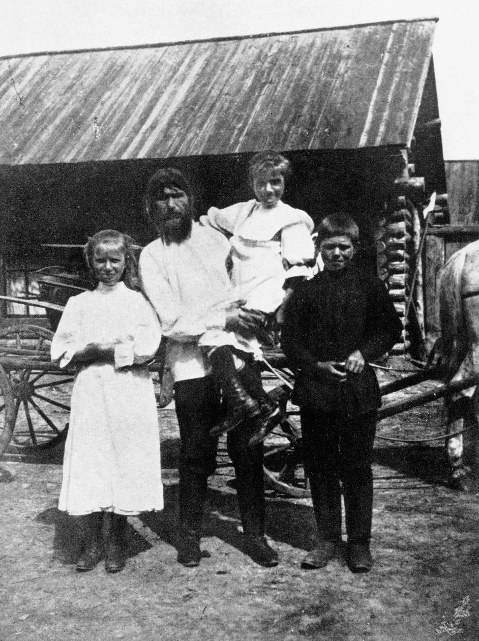 Rasputin e sua família em Pokrovskoe de Russian Photographer