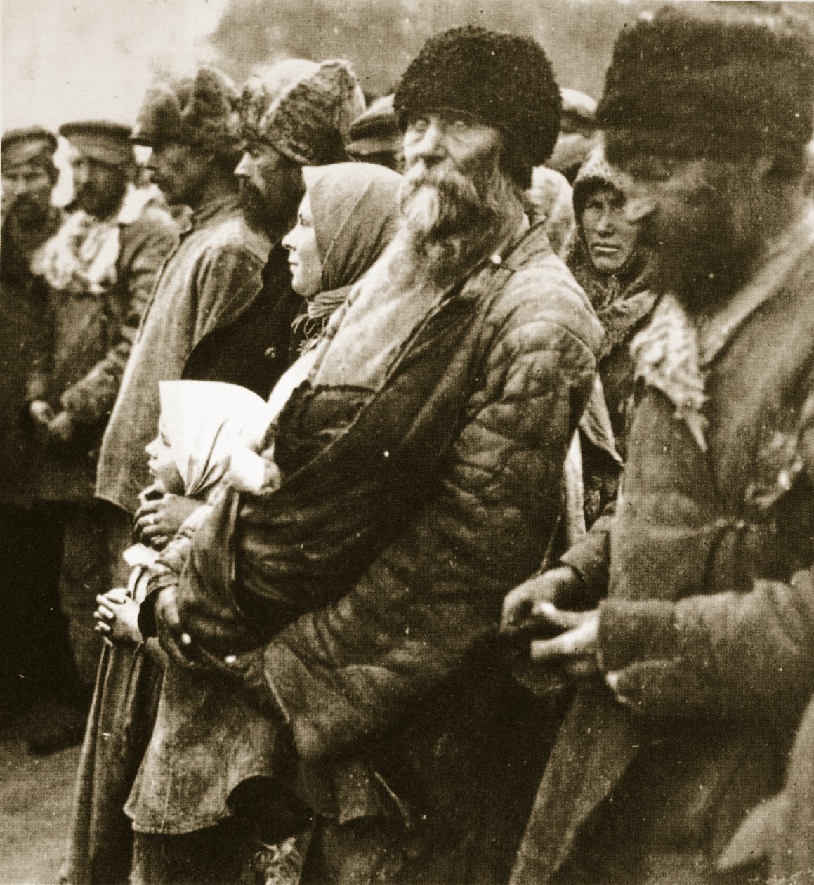 O rescaldo da Guerra Civil: Nowhere para enterrar os mortos (foto sépia) de Russian Photographer