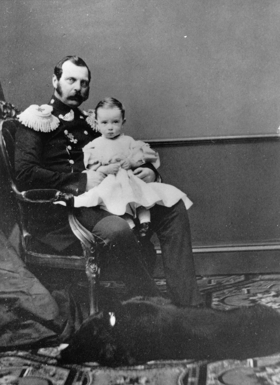 Retrato do Imperador Alexandre II da Rússia (Alexandre II, Alexandre Nikolaievitch Romanov, Alexandre II Nikolaevich) (1818-1881) com o filho, Grão-Duque Paul Alexandrovitch da Rússia (Pavel Alexandrovitch Romanov) (1860-1919) de Russian Photographer