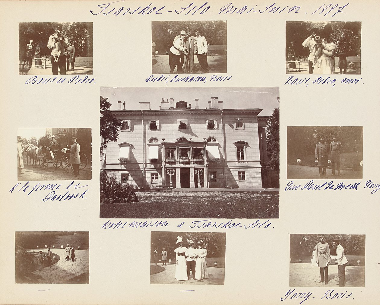 A Família Imperial Russa, página de um álbum de fotografias, c.1897-99 (foto p - b) (ver também 487673-80) de Russian Photographer