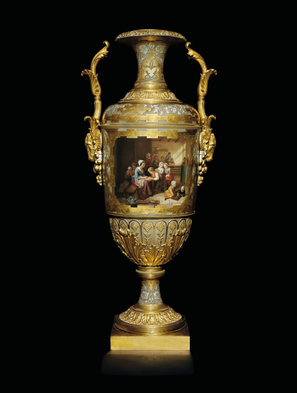 Um vaso de porcelana de duas mãos e folha de ouro de Alexandre II, pintado com uma cena de sala de escola depois de B, 1866 de Russian School