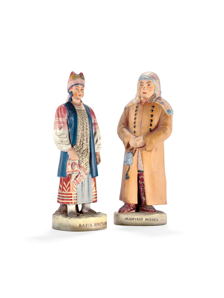 Duas figuras de porcelana da série "Os povos da Rússia", representando uma figura de uma camponesa de Kaluga e uma figura de Ostyak de Obdorsk, final do século 19 de Russian School