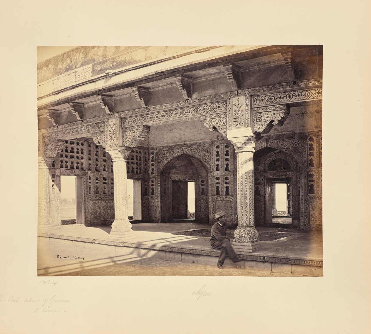 Agra: o forte, interior do zenana, mostrando o trabalho em mosaico de Samuel Bourne