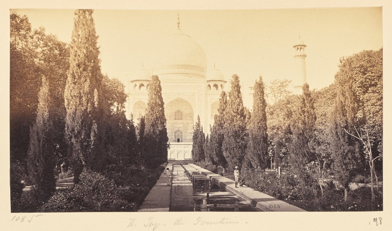 Agra; o Taj, a partir da fonte de Samuel Bourne