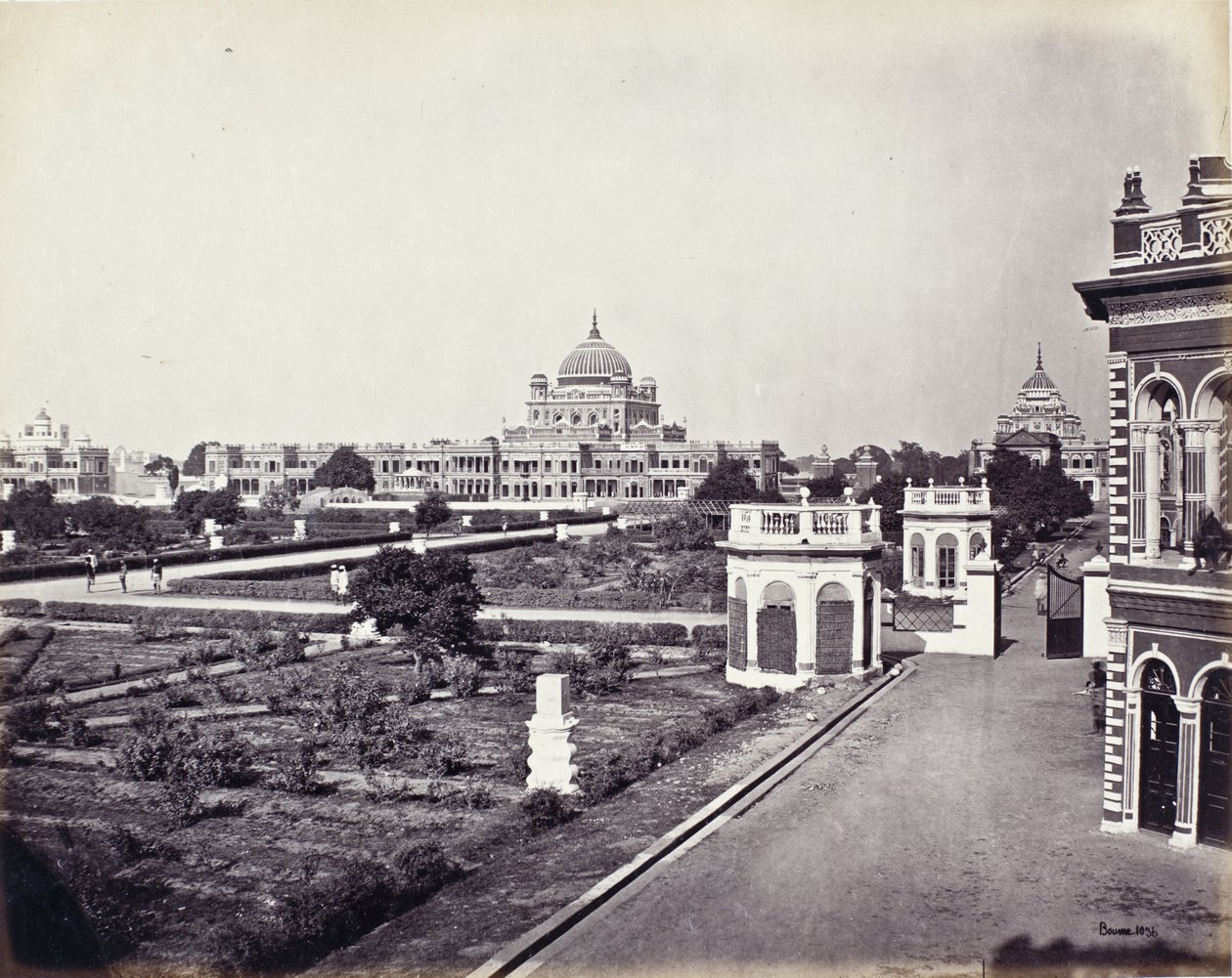 Vista no Palácio Qaisar Bagh de Samuel Bourne