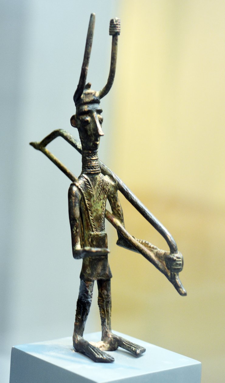 Figurino de um guerreiro, c.1800-1200 AC (bronze) de Sardinia Nuragic Civilization
