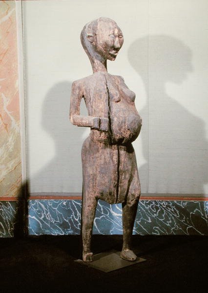 Estátua de uma mulher grávida (madeira) de School African