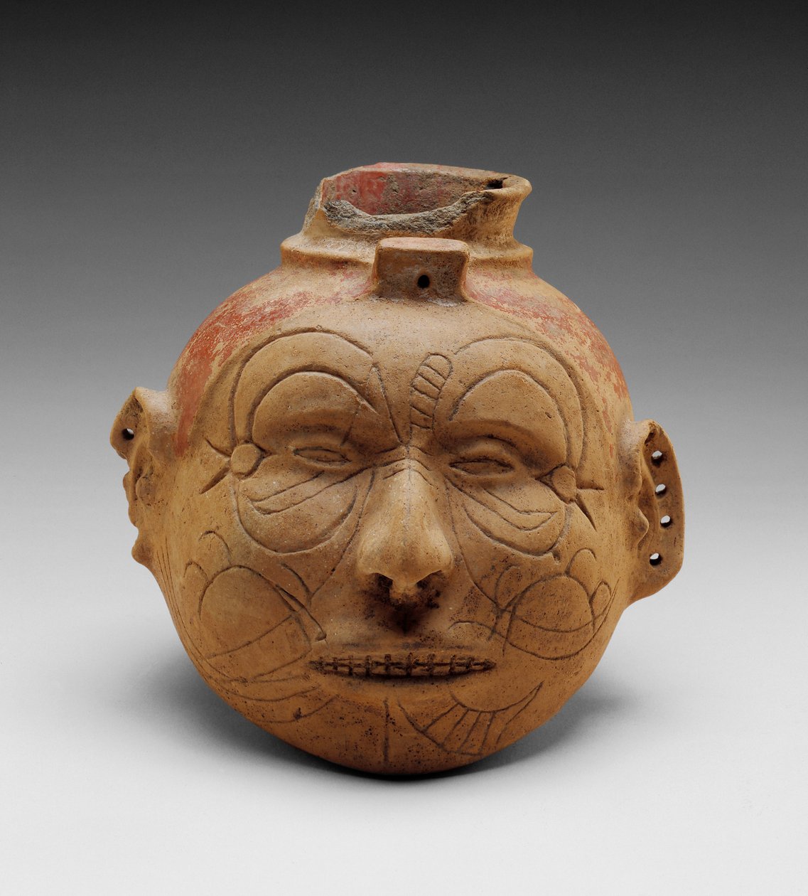 Vaso de efígie de cabeça (buffware com pigmento de deslizamento vermelho) de School American