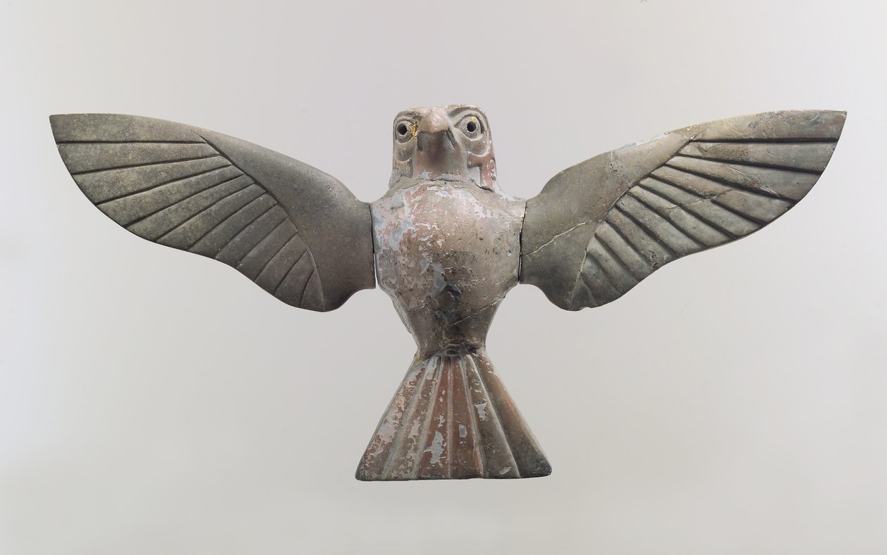 Placa de mobiliário: falcão, c.18 século a.C. (hipopótamo marfim) de School Anatolian