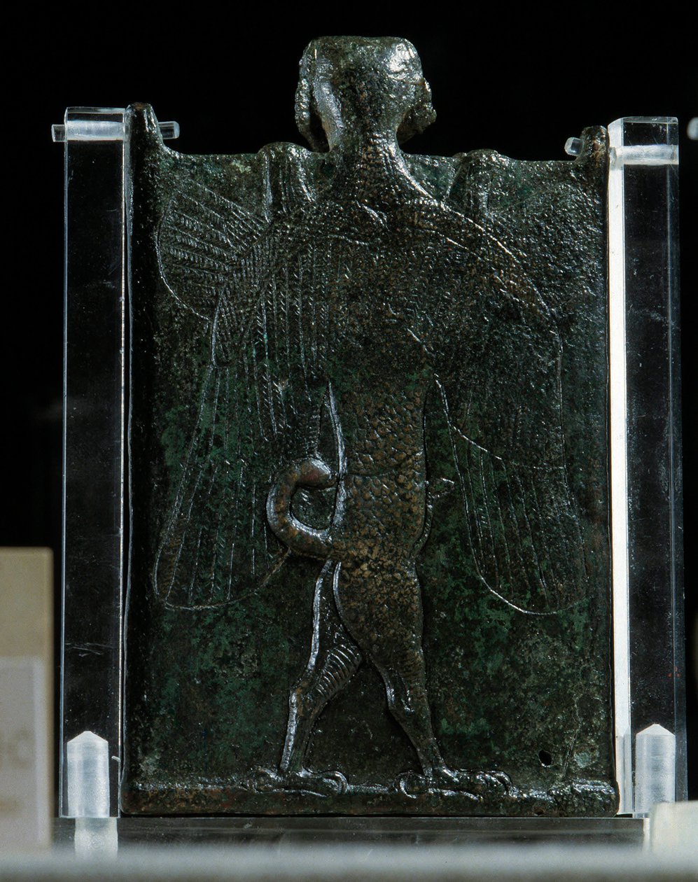 Arte Oriental, Assíria (Mesopotâmia): livreto representando um exorcismo (bronze, costas), Antiquite. Paris, Musee Du Louvre de School Assyrian