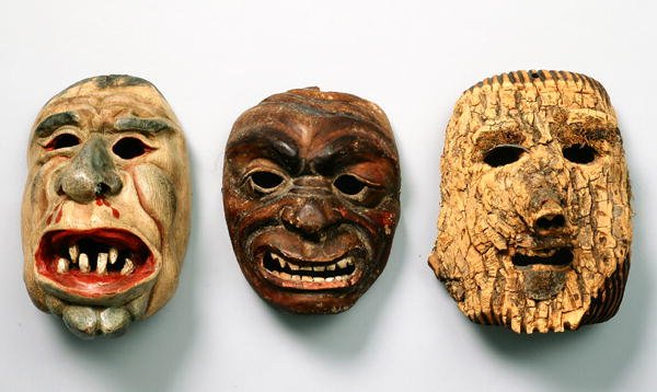 Três máscaras de Natal austríacas (madeira pintada) de School Austrian