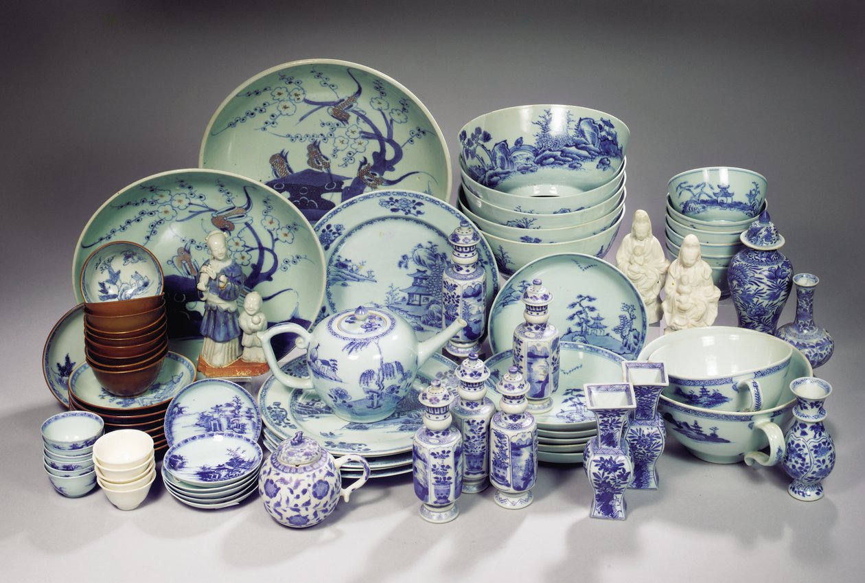 Um lote variado de porcelana &39;Nanking Cargo&39;, meados do século 18 (porcelana) de School Chinese