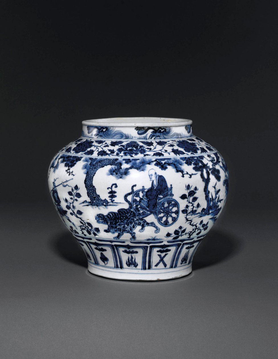 Frasco azul e branco excepcionalmente raro e importante, Dinastia Guan Yuan, meados do século 14 (cerâmica) (ver também 469090 a 469093) de School Chinese