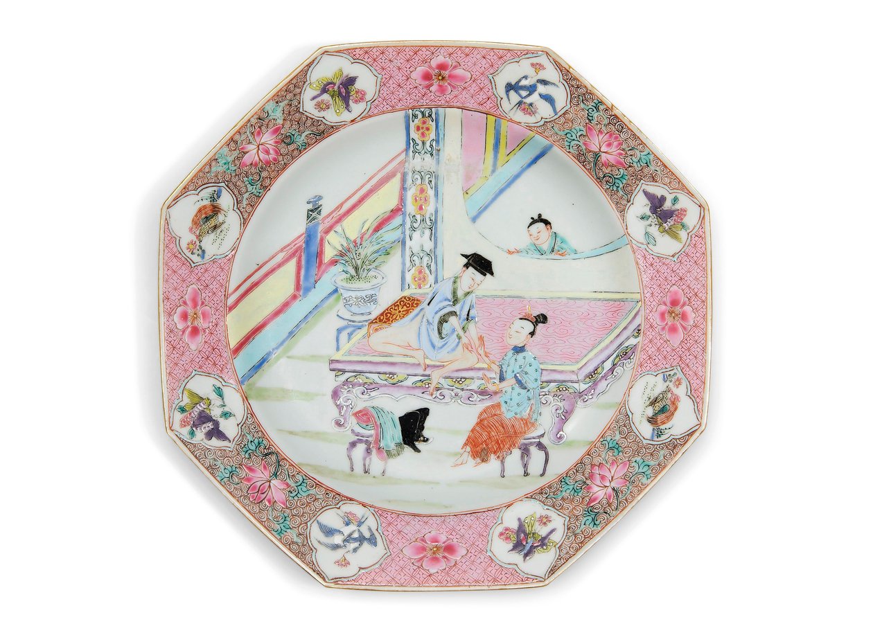 Placa Famille Rose &39;Sujeito Erótico&39;, período Yongzheng-início de Qianlong de School Chinese