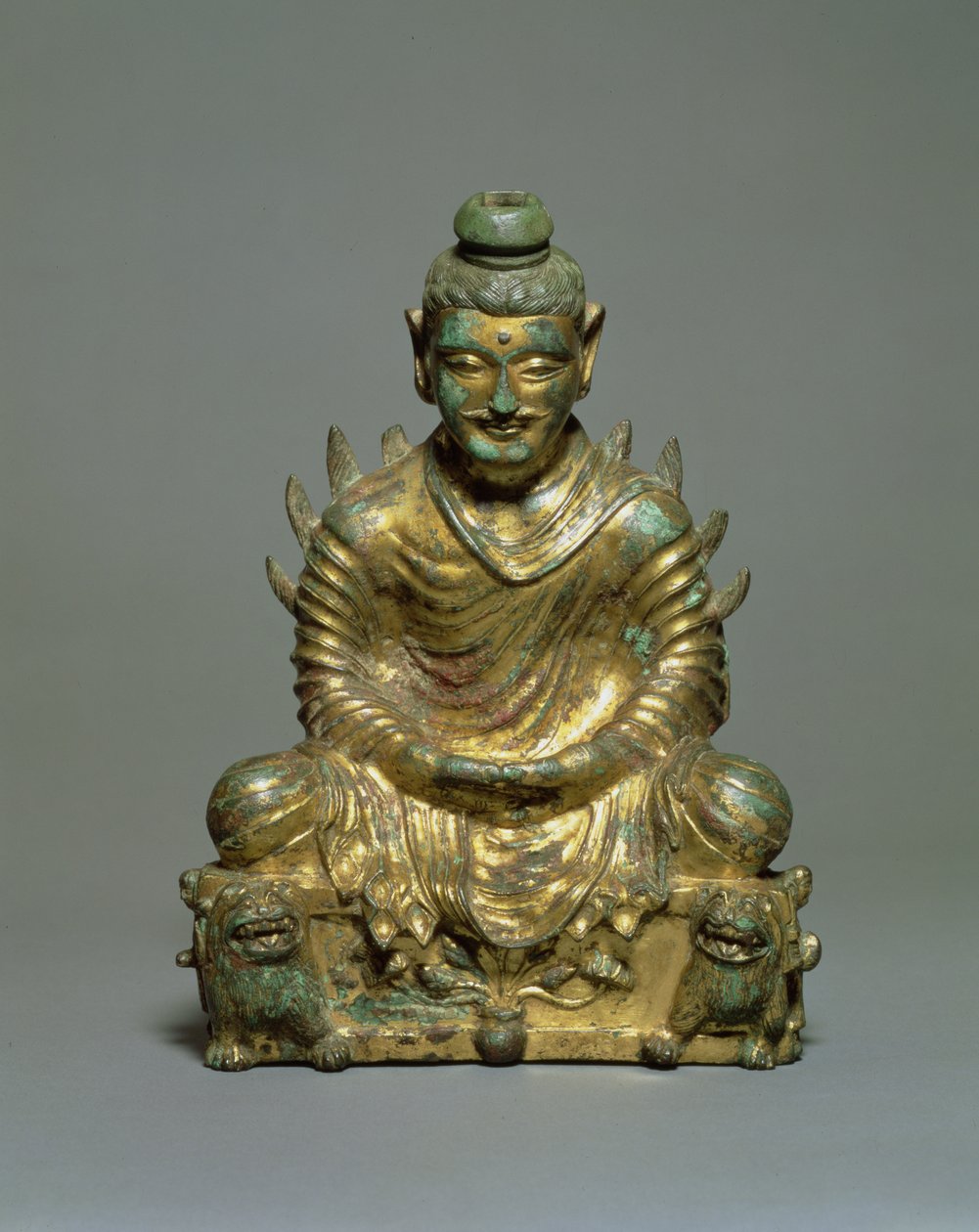 Buda sentado com ombros em chamas, período das seis dinastias chinesas, dinastia Wei do norte, século 3 a 5 (bronze dourado) de School Chinese