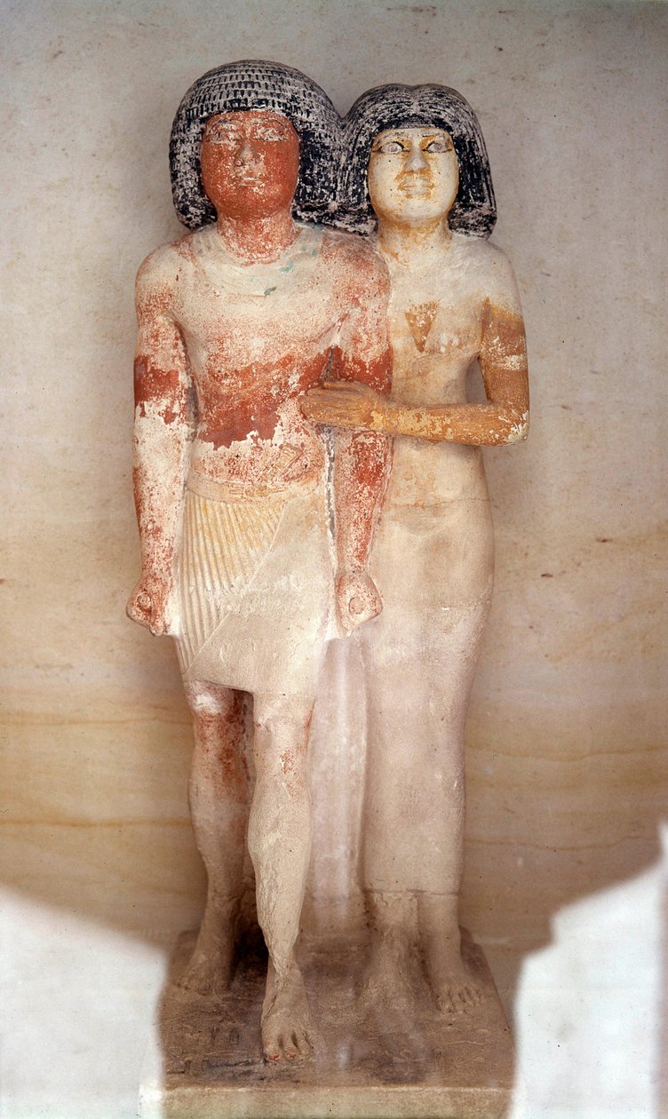Antiquito egípcio: estátua de Raherka, chefe dos escribas, e de sua esposa Meresankh. Estátua de pedra calcária pintada. 5ª dinastia, antigo império (cerca de 2700-2200 AC). Dim. 0,52x0,21 m. Museu do Louvre. de School Egyptian