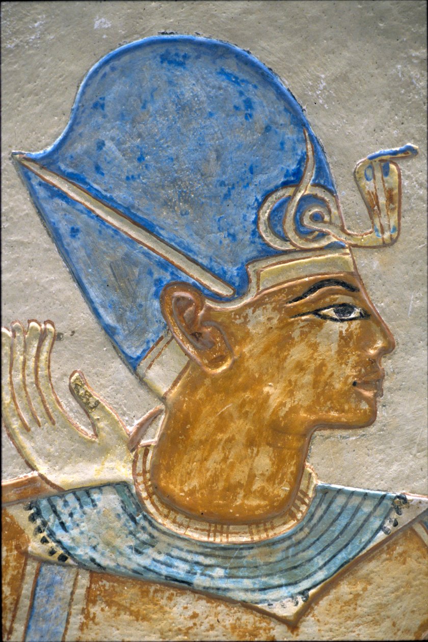 Ramsés III abraçando Isis, Túmulo de Amon-hir-Khopshef (foto) de School Egyptian