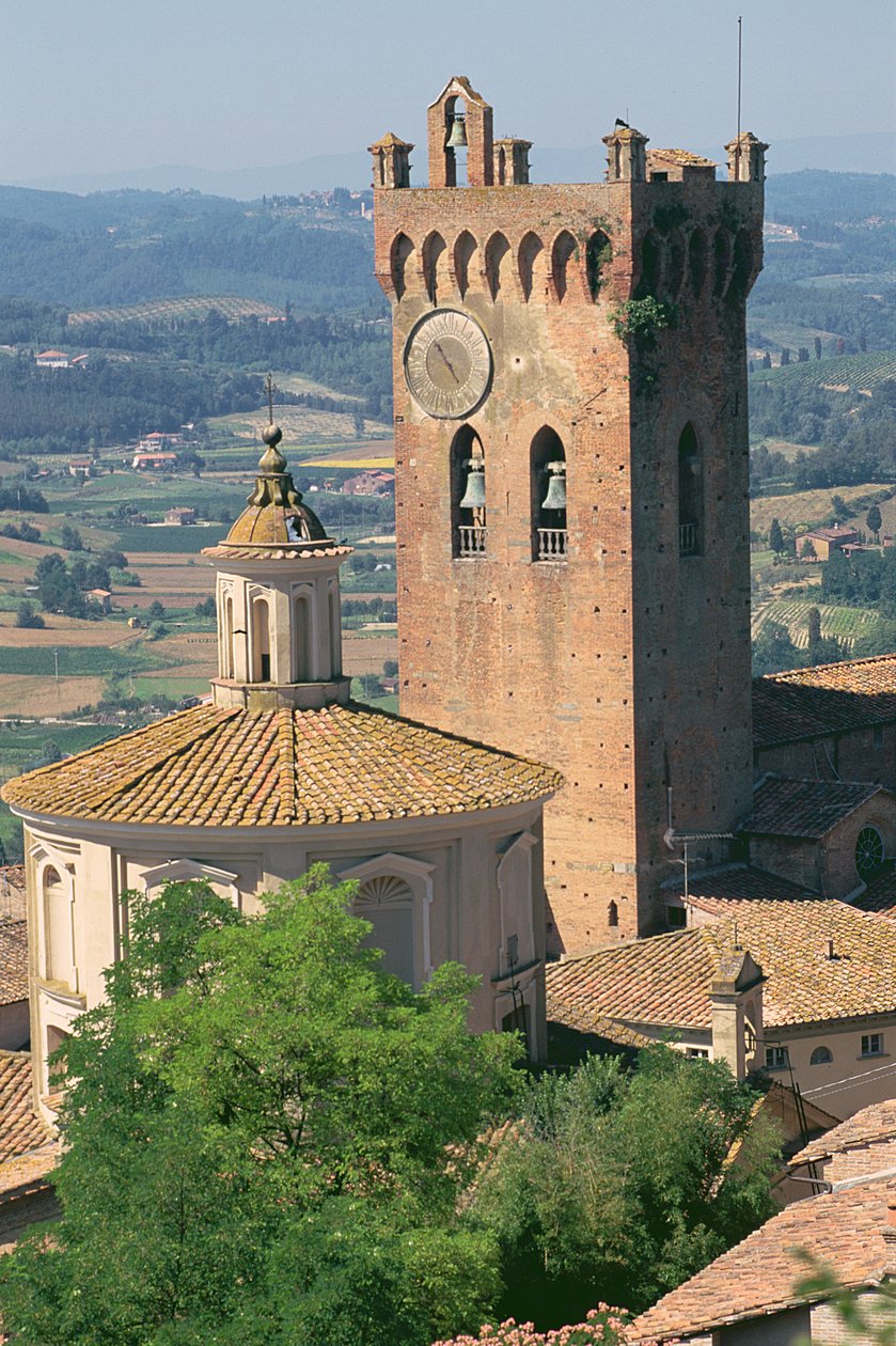 Torre sineira da catedral (foto) de School Italian
