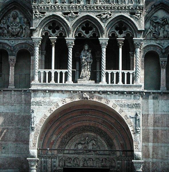 Fachada oeste, iniciada nos anos 1130 e concluída no século 15 (foto) (detalhe) de School Italian