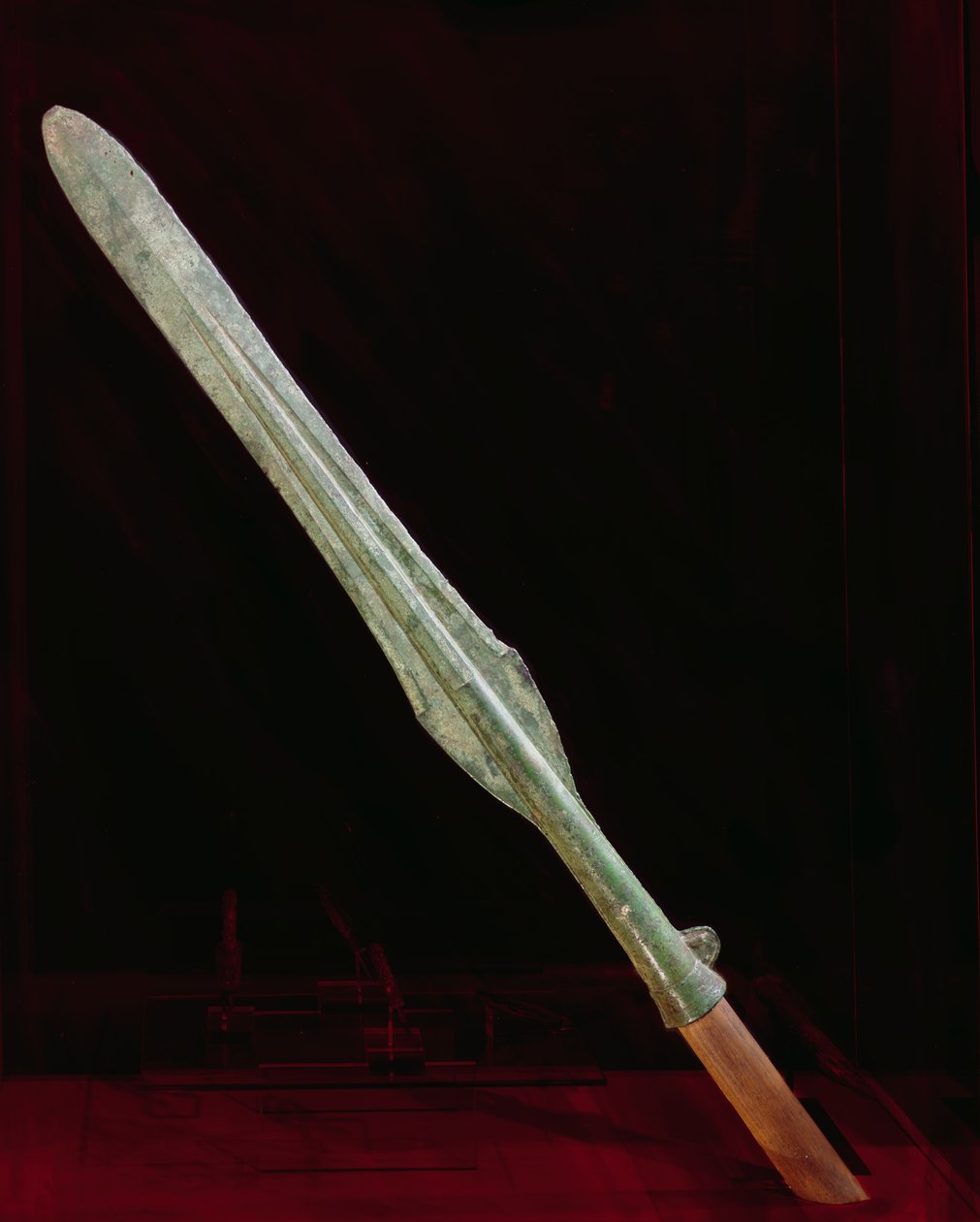 Lance point, Período Yayoi, 200 BC-AD 100 (bronze) de Japanese School
