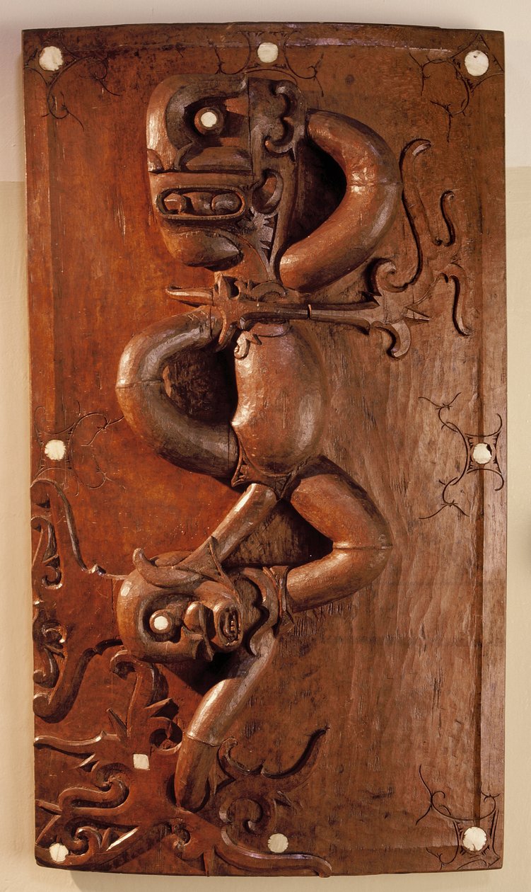 Porta esculpida representando a vitória do espírito protetor sobre o mal em Sarawak, Malásia (madeira) de School Malaysian