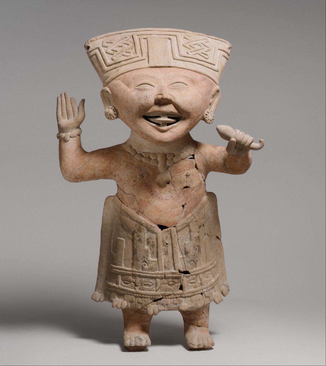 Figura sorridente, século 7 a 8 (cerâmica) de School Mexican