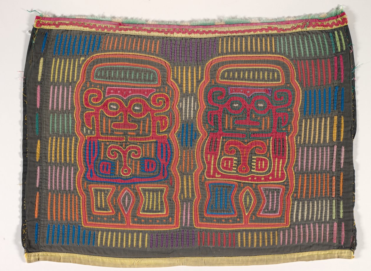 Painel de camisas (mola), Povo Kuna, Ilhas San Blas, c.1950s (algodão aplicado) de School Panamanian