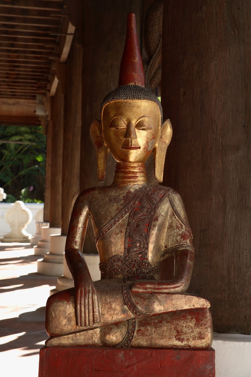 Thai Lu Buda (bronze) de School Thai