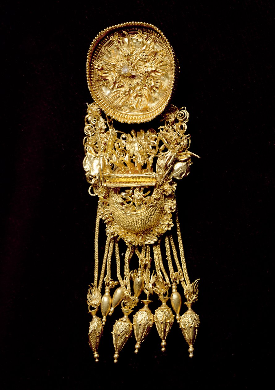 Brinco, da necrópole de Feodosian, a Criméia, século 4 aC (ouro) de Scythian