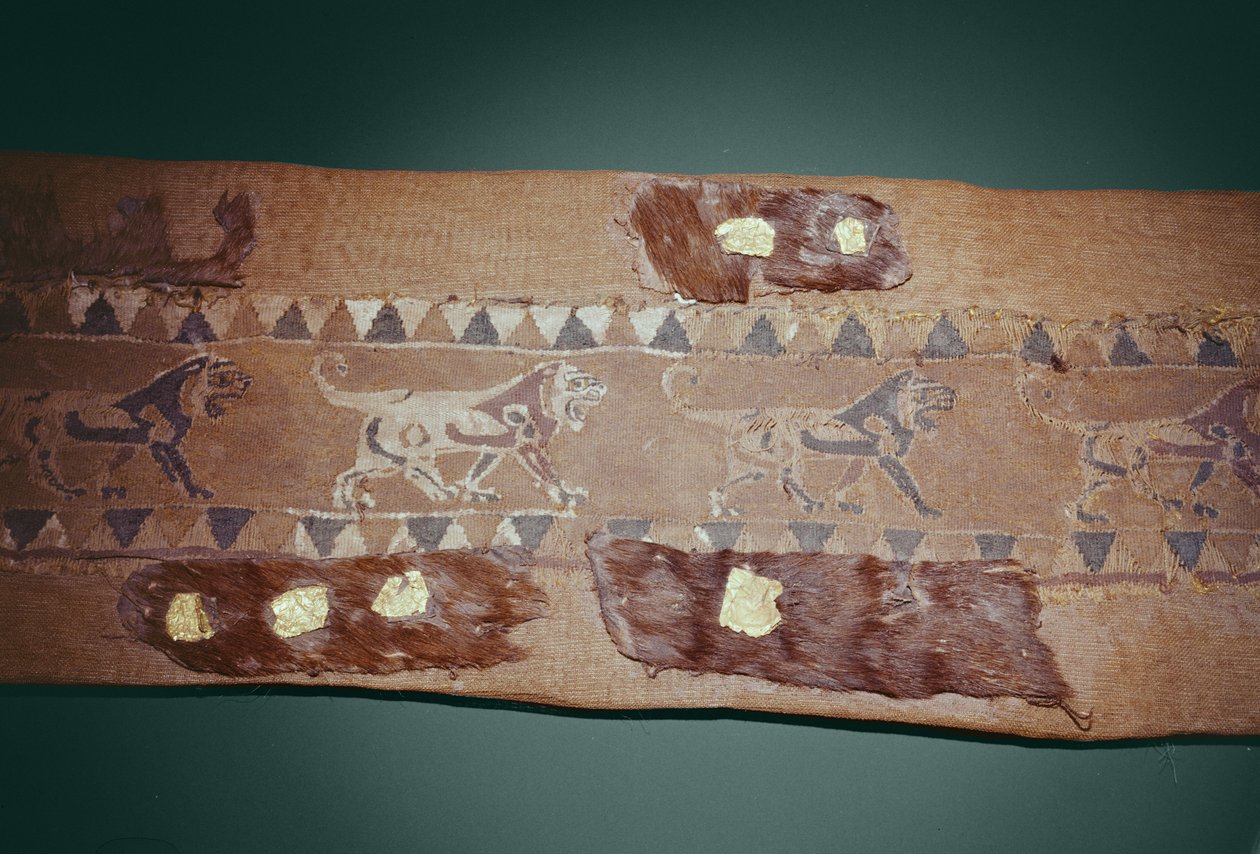 Faixa de peito de cavalo com leões (lã e ouro) de Scythian