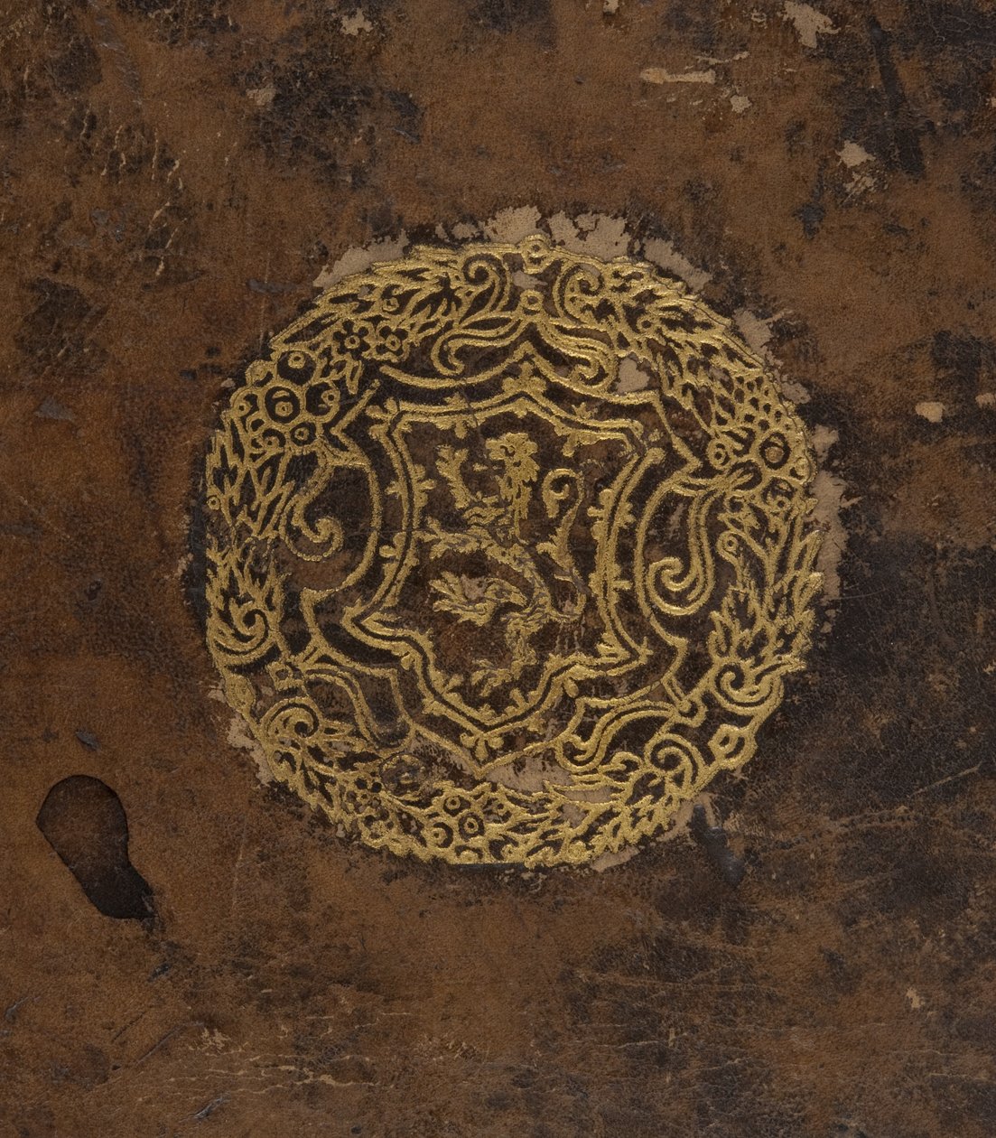 Cosmographia, detalhe da capa (couro) de Sebastian Munster