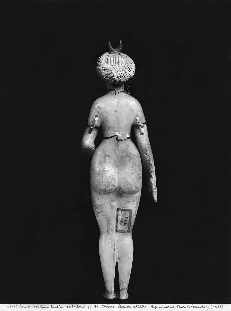 Estatueta de uma mulher nua, vista traseira, 3º-2º século aC de Seleucid