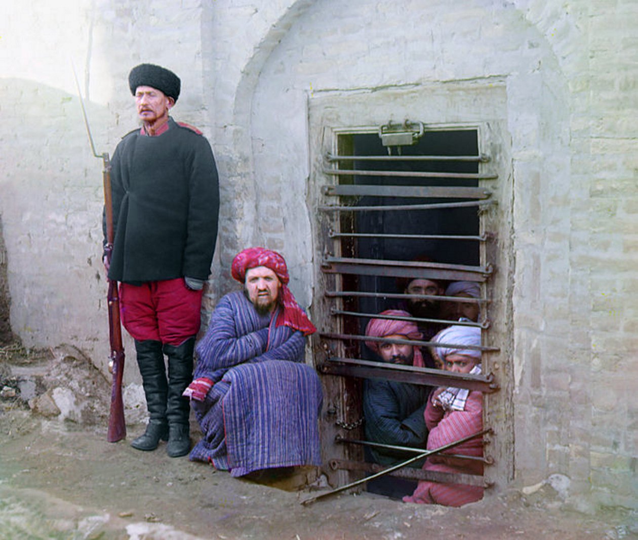 Uma prisão tradicional da Ásia Central, 1904 de Sergei Mikhailovich Prokudin Gorskii